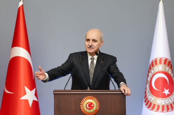 TBMM Başkanı Numan Kurtulmuş, sivil toplum kuruluşlarının temsilcileriyle iftarda bir araya geldi.